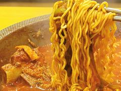 -喇喇排骨火锅·传统韩式脊骨汤(望京西园总店)
