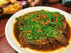 蕉叶鲈鱼-花马天堂云南餐厅 Lost Heaven(外滩店)