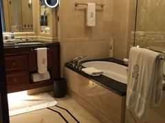 -广州富力丽思卡尔顿酒店