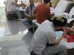 -郑远元专业修脚房(昌里东路店)