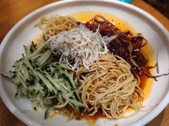 -诚铭记·虾仁汤包·成都小吃(融创店)