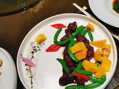 黑胡椒果木牛肉粒-上海人家花樣年华(中山公园店)