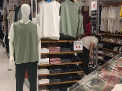 -优衣库(上海金桥国际商业广场店)