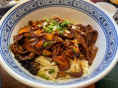 蛤蜊猪肝面-沪西老弄堂面馆(定西路店)