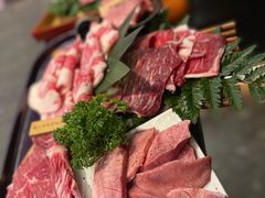 -铭牛烧肉·和牛海鲜自助(高新月牙湖店)