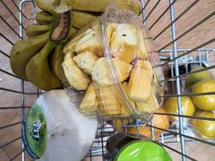 -雨露空间(嘉善万联城店)