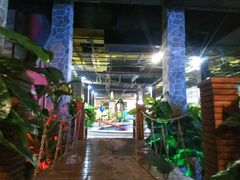 -泉城欧乐堡戏水湾艺术养生温泉