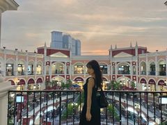 -佛罗伦萨小镇广佛名品奥特莱斯(疏港路店)