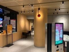 -麦当劳(中山公园龙之梦店)