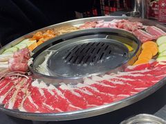 -哈哈碳都·牛肋条无限自助烤肉(台江万达店)