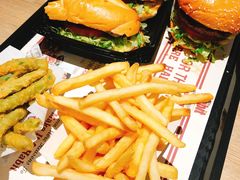 -The Habit Burger Grill 哈比特汉堡(复兴soho店)