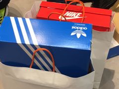 -东荟城名店仓