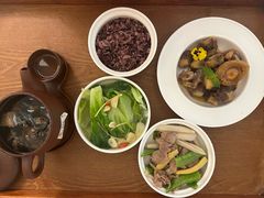 -雪梅月子中心(华侨城店)