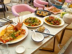 -覃记海鲜美食餐厅