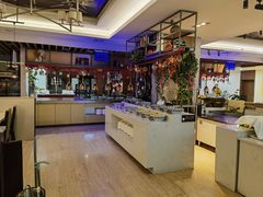-腾阁自助餐厅(朝林广场店)