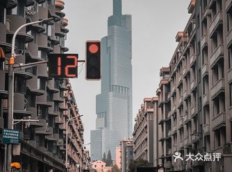 南京拍照|西桥紫峰大厦最佳Ins机位|附调色