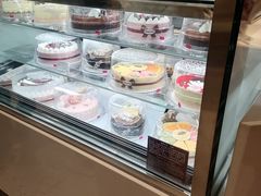 面包甜点陈列柜-哈根达斯(皇城恒隆广场店)