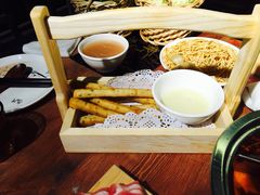 小油条-东道煮牛肉火锅(东盛大街店)