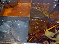 四拼锅底-海底捞火锅(泉城路店)