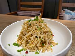 香葱拌笋衣-小大董·烤鸭(凤凰汇店)