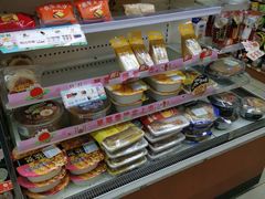 -全家便利店(杭州龙翔桥地铁站店)