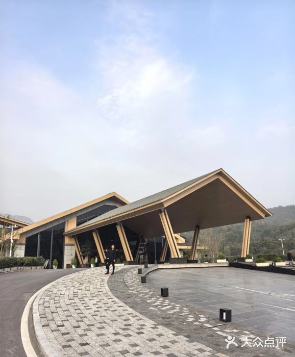 周公山梦温泉图片