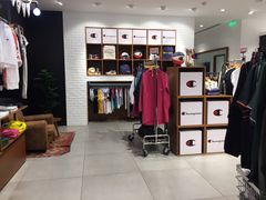 -Champion(武汉国际广场店)