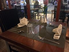 餐具摆设-Old House Restaurant
