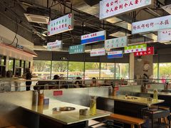 -憨铁匠老火锅(龙岗万科里店)