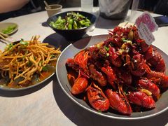 -巴厘龙虾·榜首油焖大虾(音乐学院·沿江酒馆店)