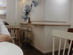 -露露家咖啡店