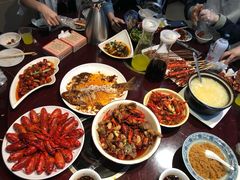 -霄汉牛三鲜湖北砂锅菜(万松园2店)