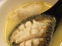 -鲜入围煮花胶鸡海鲜火锅
