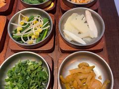 -银米·云南传统过桥米线(双廊黑金冠店)