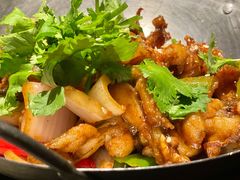 干锅牛蛙-吴越荣记苏州菜·松鼠桂鱼(月光码头店)