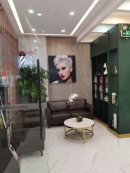 -悦Salon发型设计
