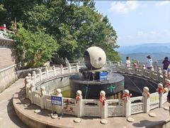 -九鼎铁刹山风景区