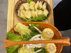 -椰子湾·海南火锅·糟粕醋·椰子鸡(正大广场店)