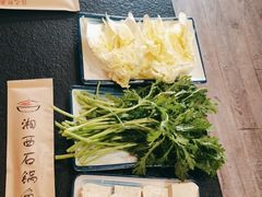 -灶知轩湘西石锅鱼(万佳广场店)