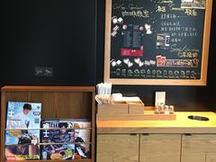 -星巴克臻选(郑州中原万达店)