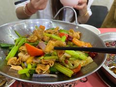 干锅大肠-天天沸腾(东港路店)