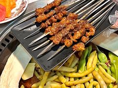 -哈尔滨烧烤·山河村铁锅炖(交大店)
