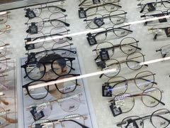 -明月眼镜(三坝店)