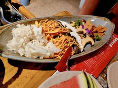 -老牌坊云南鱼豆花火锅(哈西万达店)
