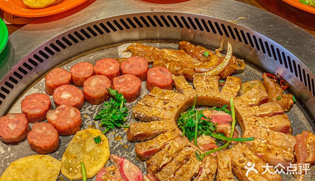 ‼️朋友带我来吃的烤肉 ‼️做梦都在吧唧嘴[流泪]