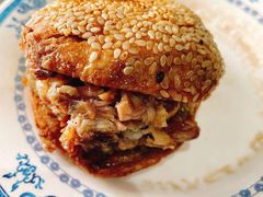 烧饼夹烧牛羊肉-老爆肚满五香烧牛羊肉