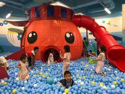 -莫莉幻想儿童乐园(武汉保利广场店)