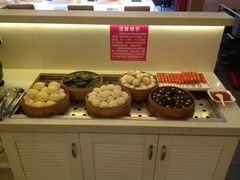 -怡人怡口牛排海鲜自助(飞龙大厦店)