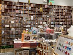 -猫的天空之城概念书店(苏州平江店)