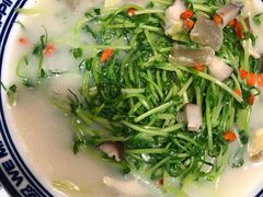 上汤豆苗-禄鼎记·多口味酸菜鱼(侨鑫店)
